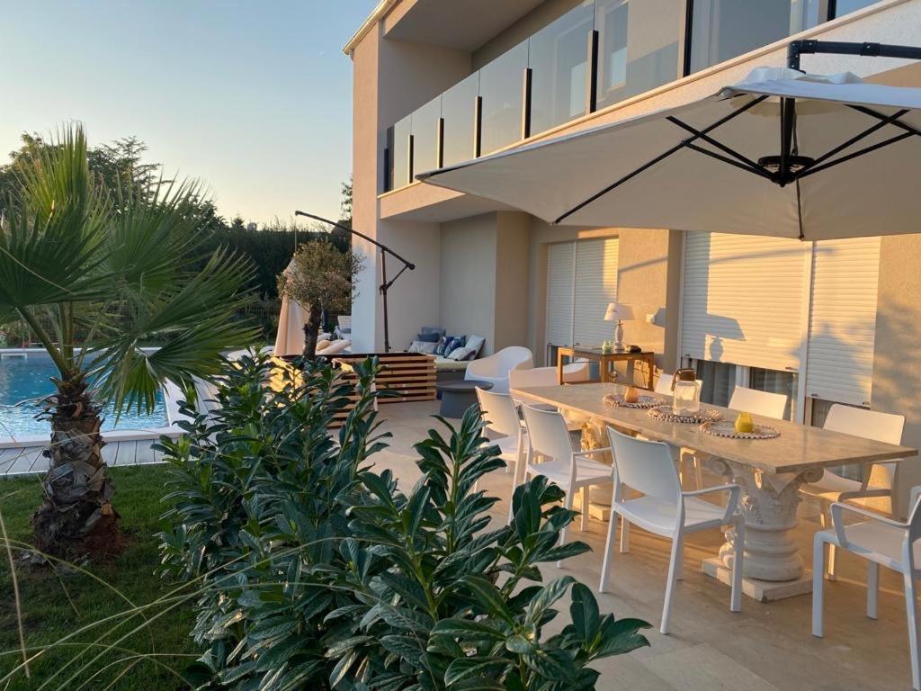 Marigi Villa *